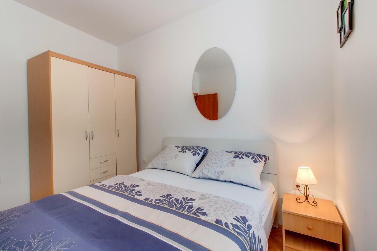 Apartments Bellus Mare Mali Losinj Exterior photo